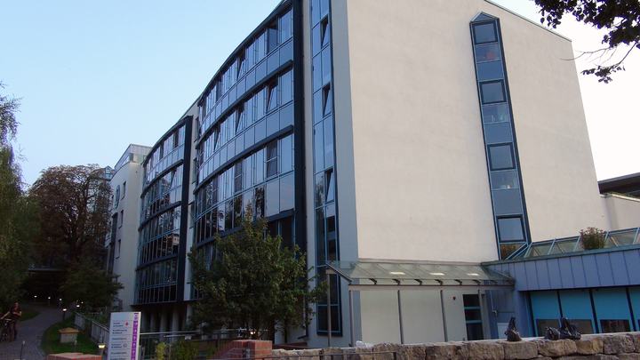 Sankt Elisabeth-Krankenhaus Leipzig, Bild 1